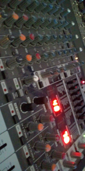 F1011499.jpg